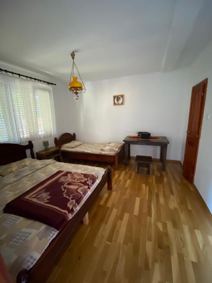Guest House Radoman Virpazar Exterior foto